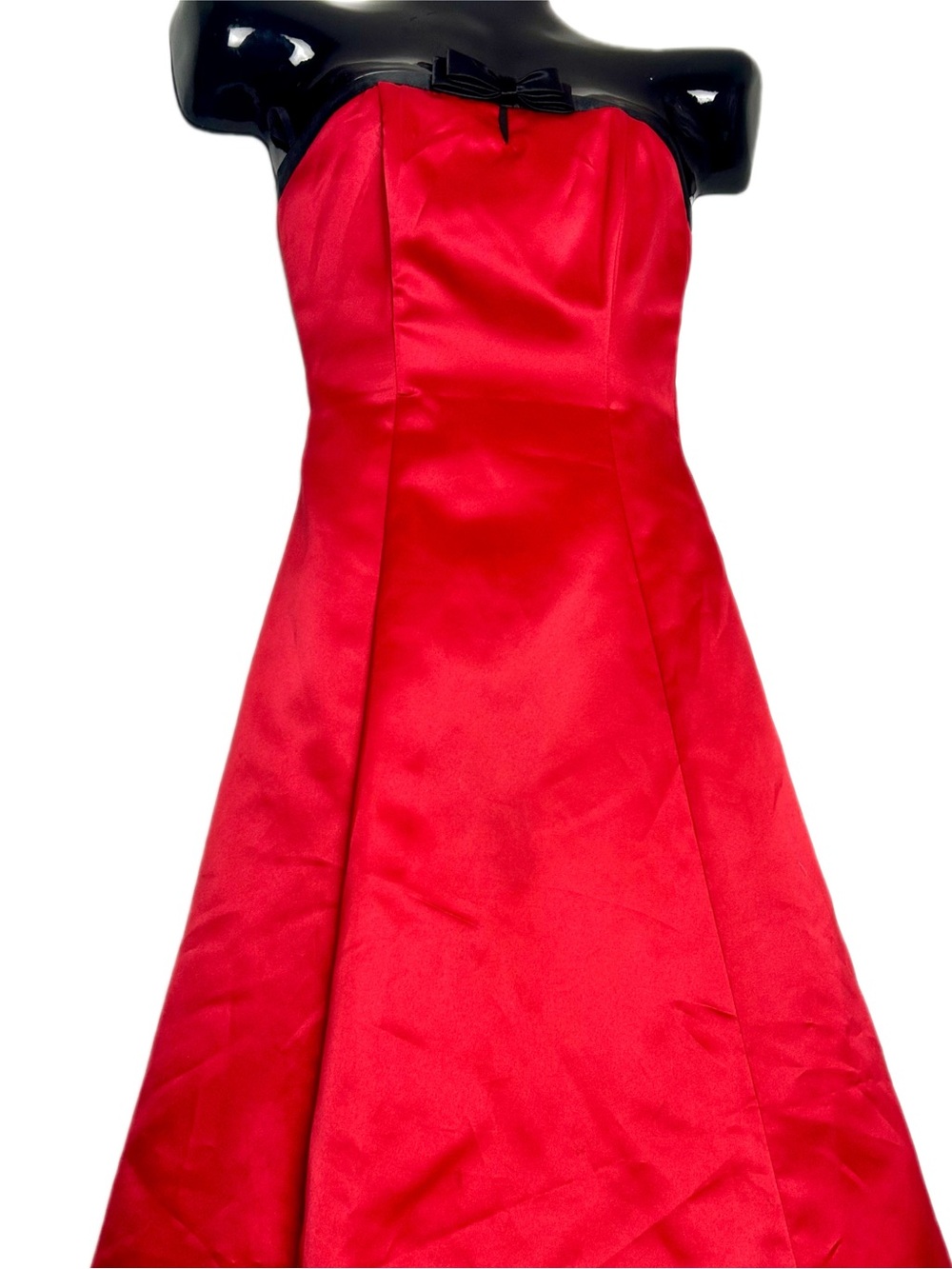 🌺 Fiesta Strapless Red A-Line Satin Cocktail Dress - Picture 7 of 15